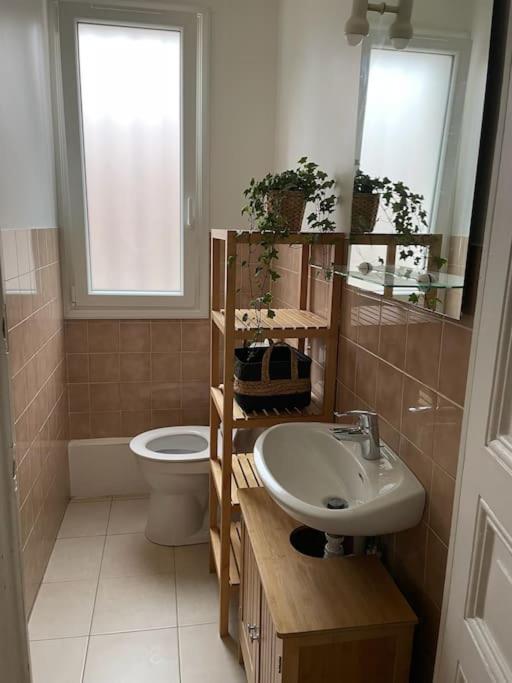 Tiny Paradise - 2 Bedrooms Apartment Montigny-sur-Loing Exteriér fotografie